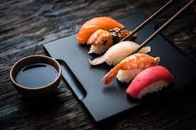 Khám phá văn hóa Nhật Bản qua từng lát sashimi