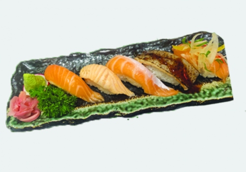 Sushi cá hồi tuyển chọn